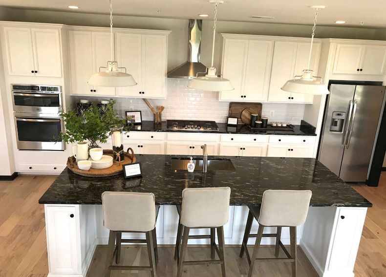 Via Lactea Granite Kitchen Countertops(001) Via Lactea Granite Kitchen Countertops(001)