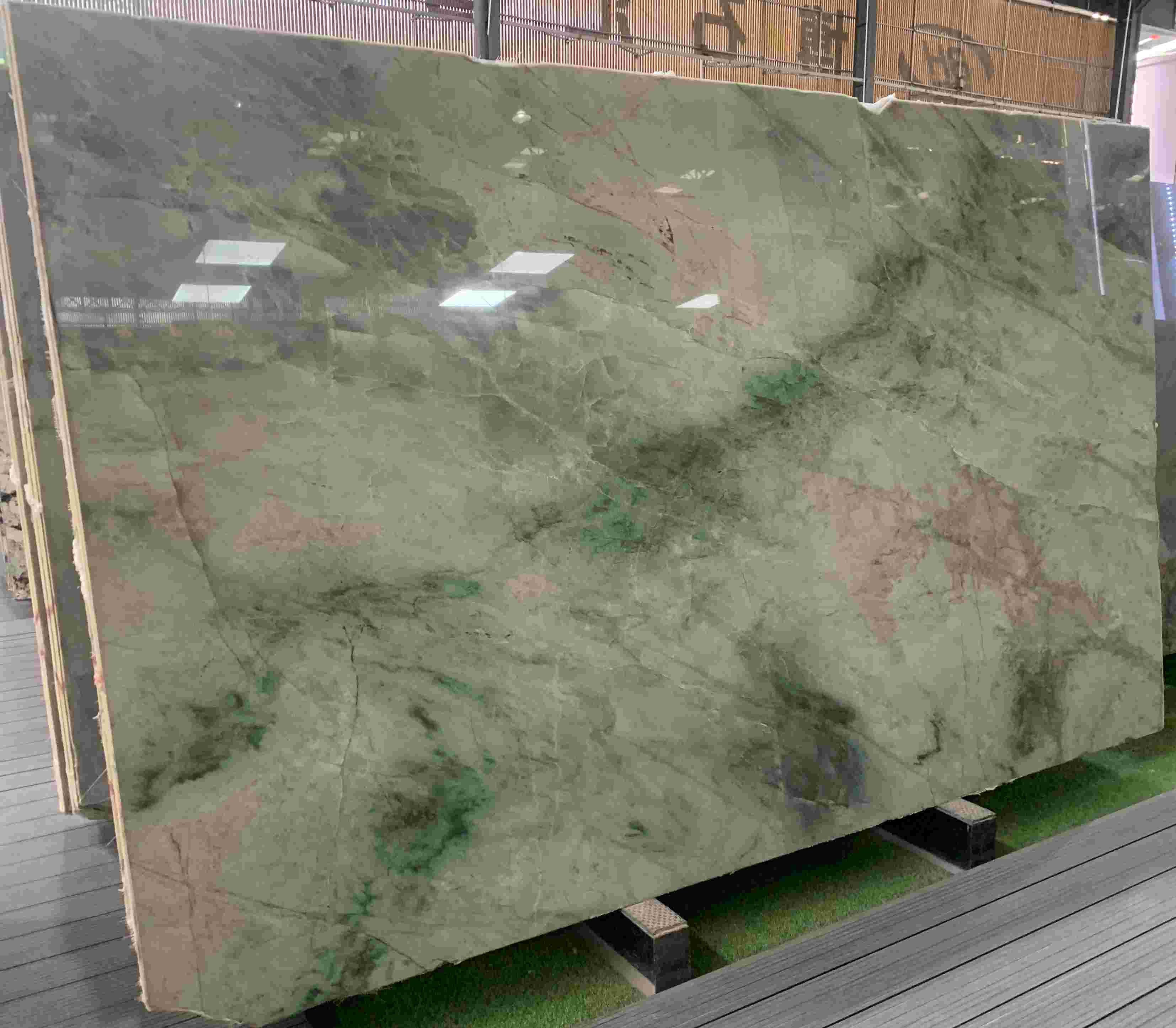 Jadore Cristallo Slabs