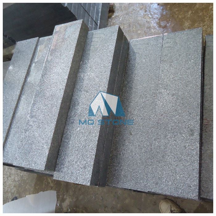 Flamed Dark Granite Flooring