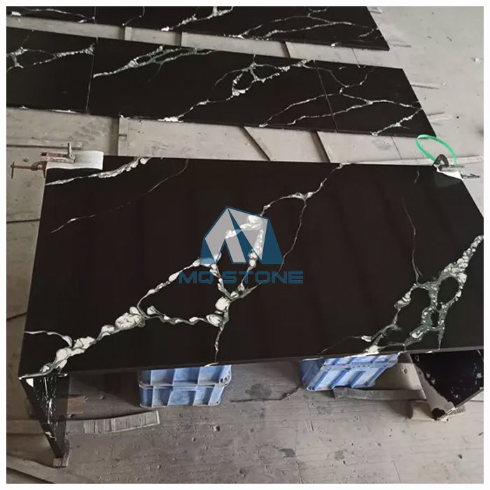 Black Quartz Kitchen Countertops