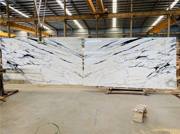 Chinese Calacatta White Marble bookmatch Chinese Calacatta White Marble bookmatch