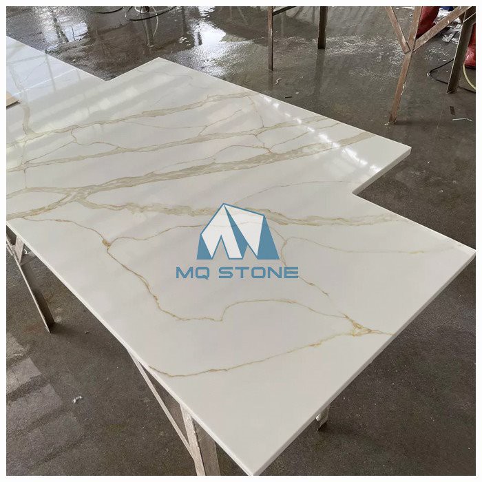 Calacatta Gold Vein Quartz Worktop