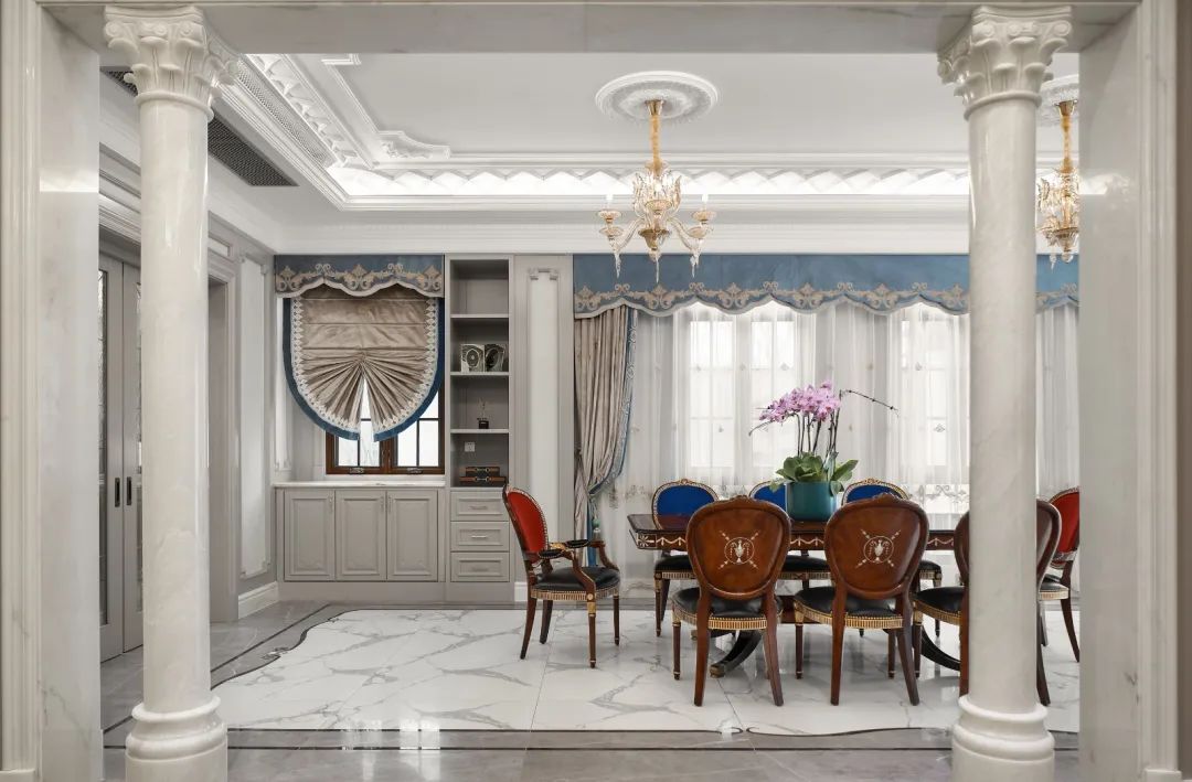 Light Beige Marble Roman Column.jpg Light Beige Marble Roman Column.jpg