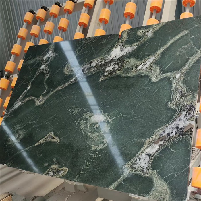 Gucci Bamboo Charm Diabase Gucci Bamboo Charm Diabase