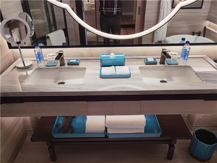 Bvlgari Blue Marble vanitytop Bvlgari Blue Marble vanitytop